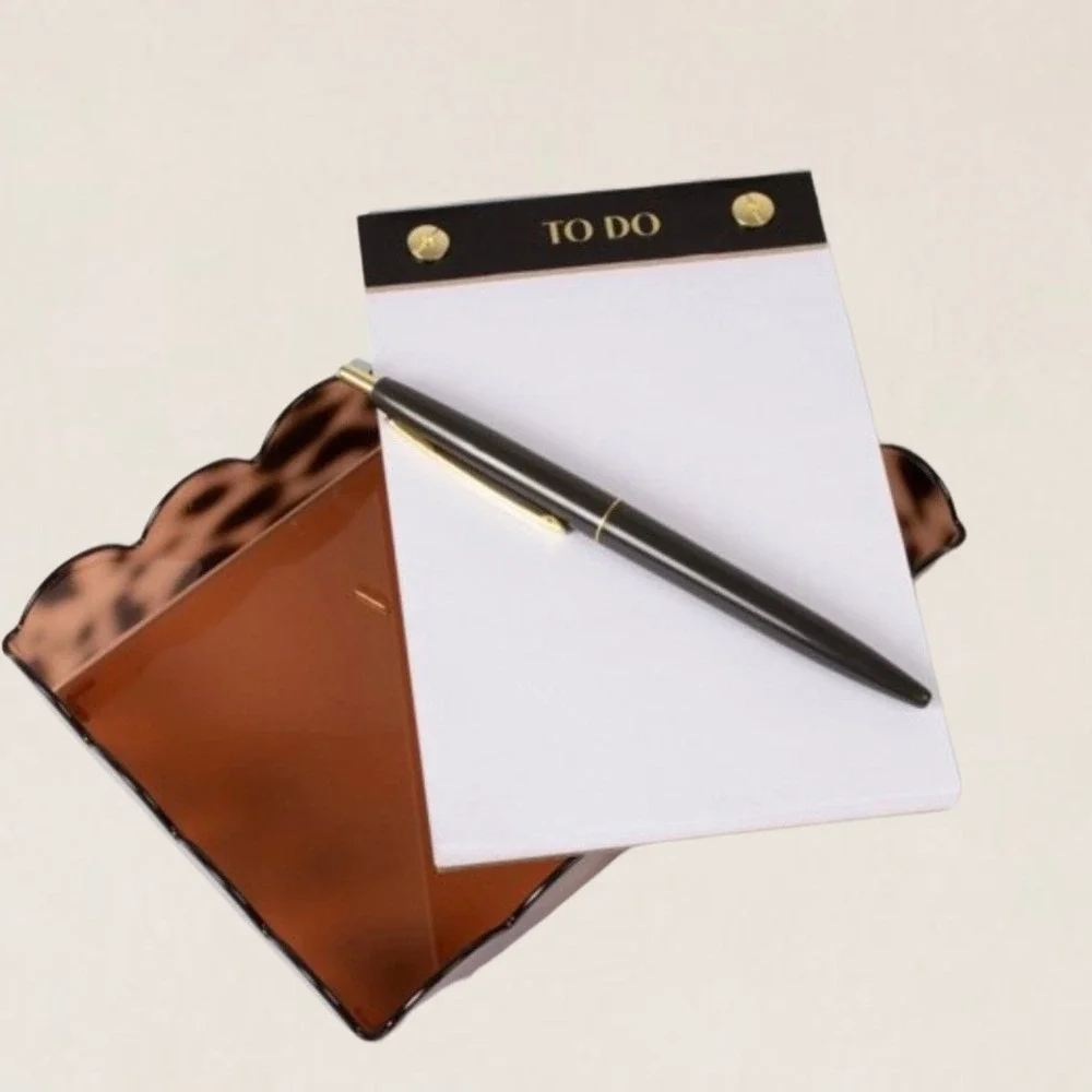 Bullseye's Playground Tortoise Shell Scalloped Tray and To Do List Notepad Set